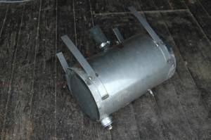 Mounting fuel tank